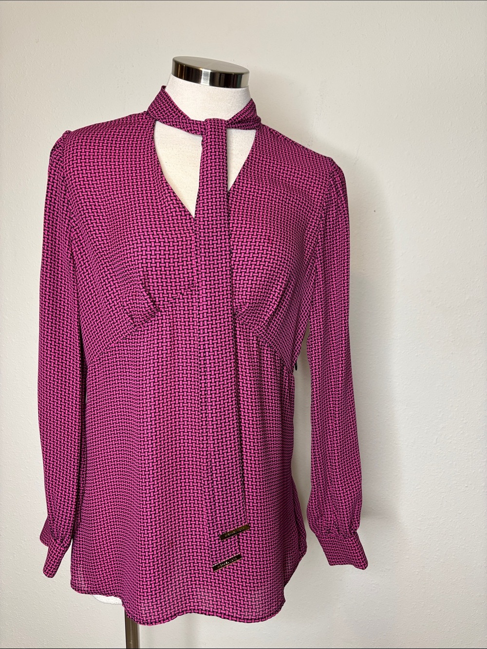 MICHAEL Michael Kors Pink Fuchsia Geometric Tie-Neck Blouse